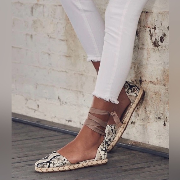 Vince Camuto Shoes - Vince Camuto Jeliany Leather Lace-Up Espadrilles